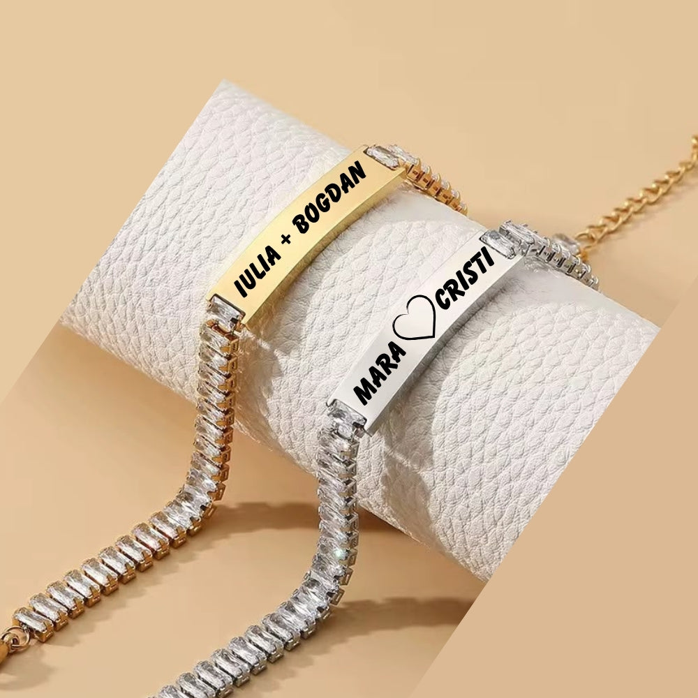 Brățară Glam Tennis cu Cristale Cubic Zirconia și Plăcuță Personalizabilă